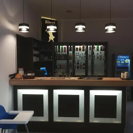 Na Wzgorzu Отель Гнев