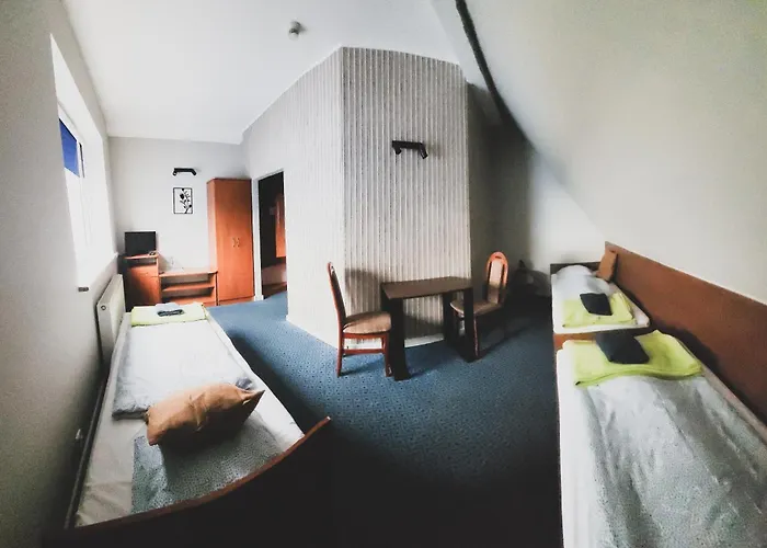 Na Wzgorzu Отель